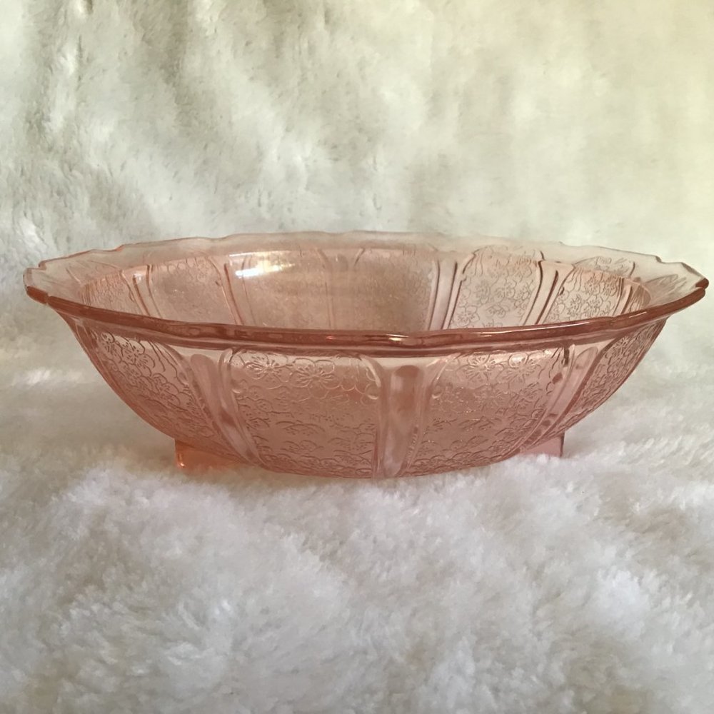 Pink Depression Glass Large  Serving Bowl  Centerpiece Vintage 1930's